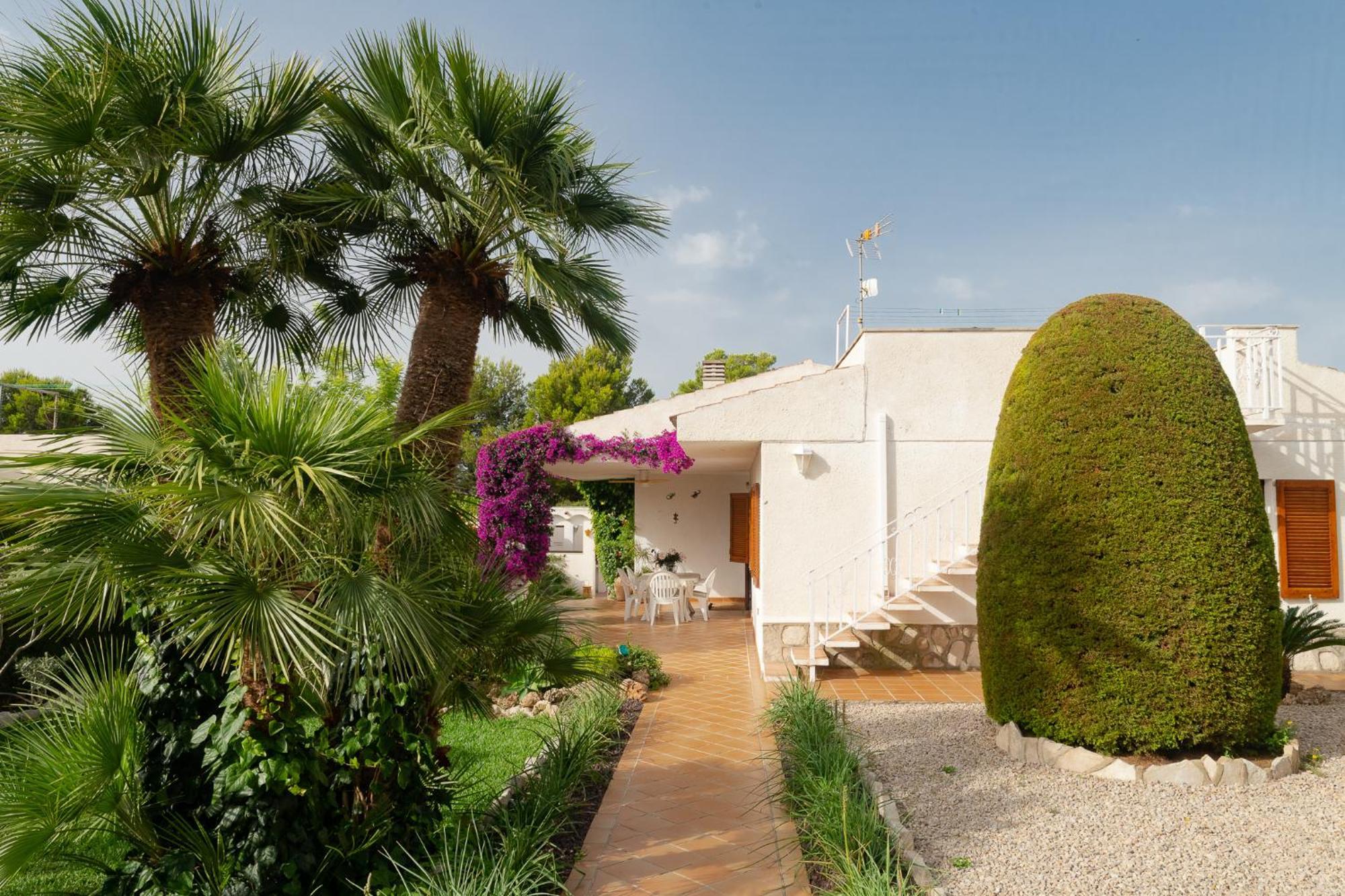 Exclusiva Villa Con Piscina Calafat Exterior photo