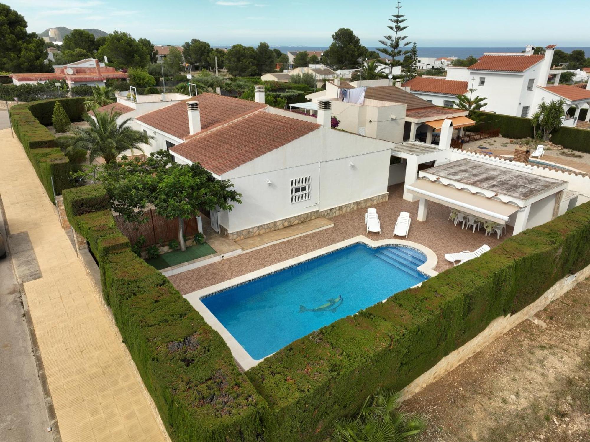 Exclusiva Villa Con Piscina Calafat Exterior photo